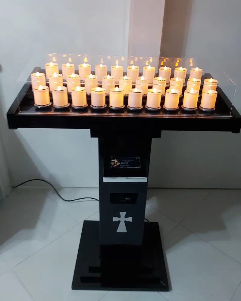 Lamparario en Madera de 31 Velas